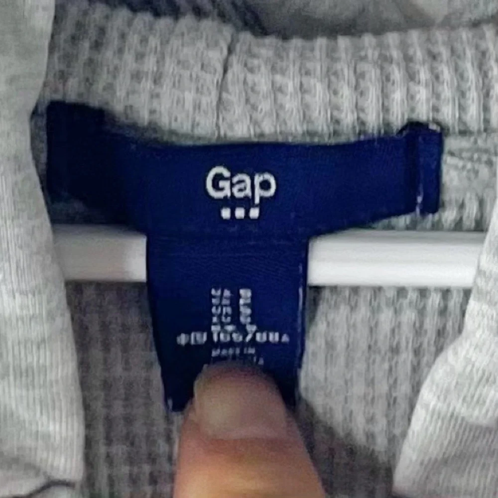 GAP Boys Kids Light Grey Hoodie with GAP Logo w Red Plaid Pattern within Size S